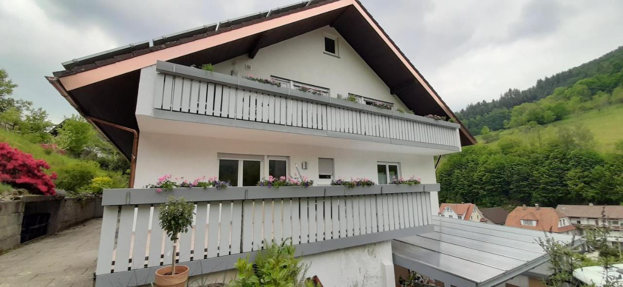 Steepleview House Bed & Breakfast บาด ปีเตอร์สตัล กรีสบาค ภายนอก รูปภาพ